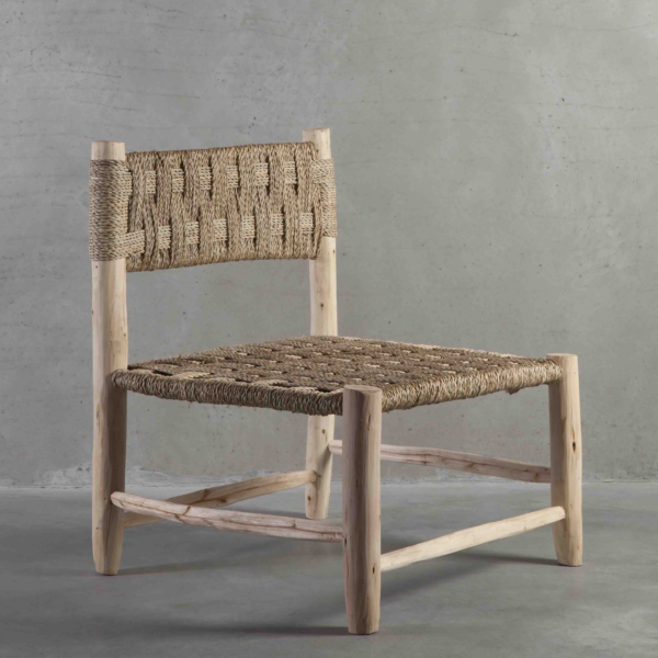 DOUM, Chaise basse en bois brut, 60x58xH75cm